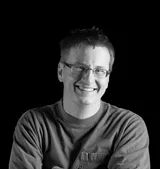 Erik Patton headshot